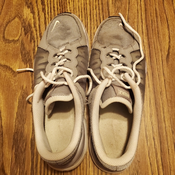 Nike flex TR2 Athletic Running Shoes 9.5 - Picture 3 of 8